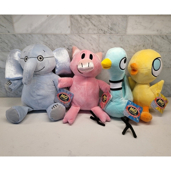 Mo Willems Elephant Piggie Pigeon Duckling Plush Set Kohls Cares BRAND NEW - Picture 1 of 7